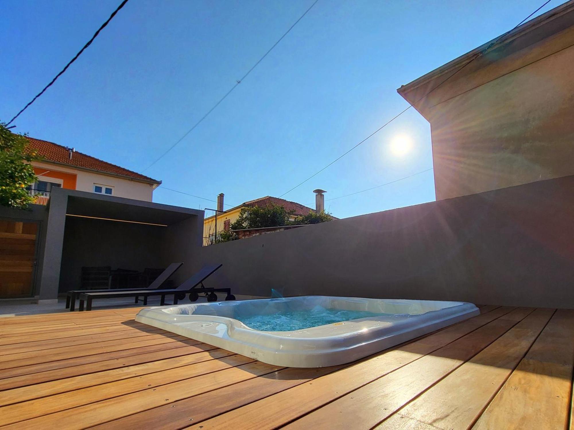 Firefly Luxury Apartment With Private Whirlpool زادار المظهر الخارجي الصورة